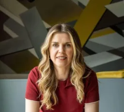 Hristina Pesheva, Marketing & Sales Director