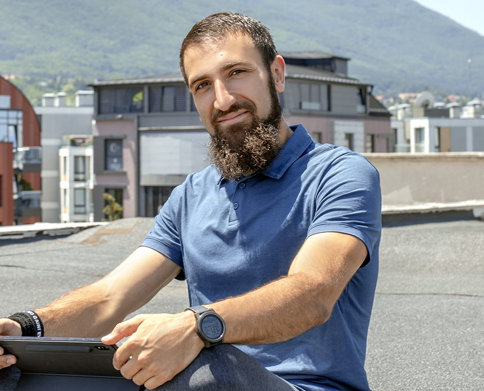 Mario Peshev
